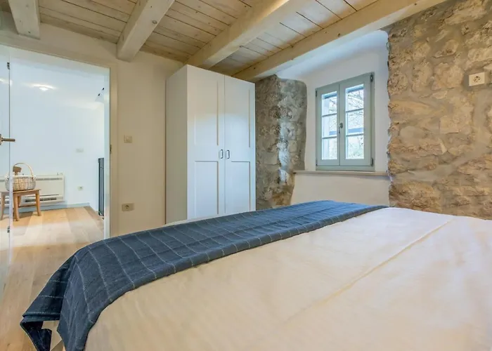 Jelena Villa Novi Vinodolski