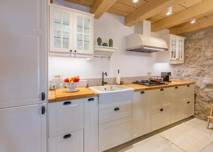 Jelena * Novi Vinodolski