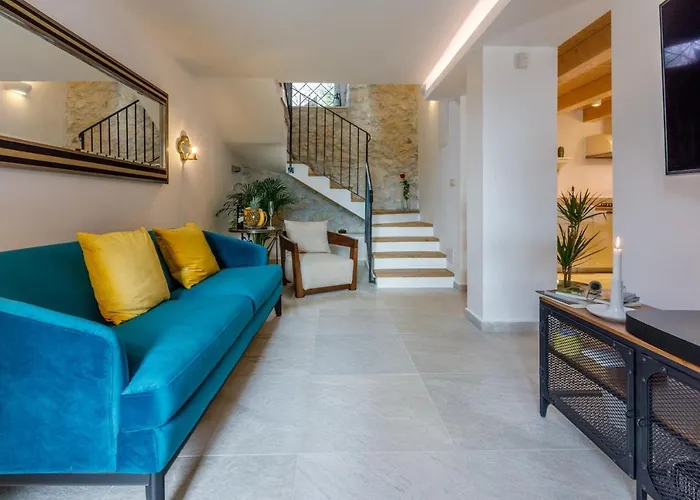 Jelena * Novi Vinodolski