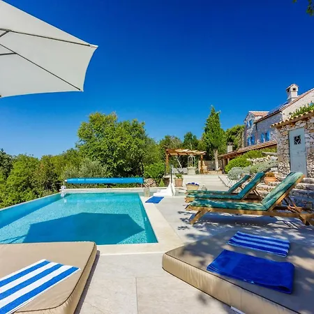 Jelena Villa Novi Vinodolski