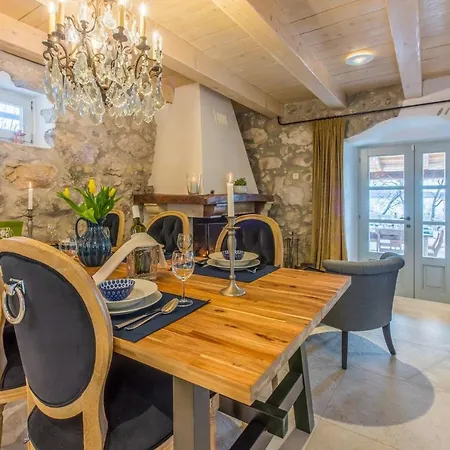 Jelena Novi Vinodolski